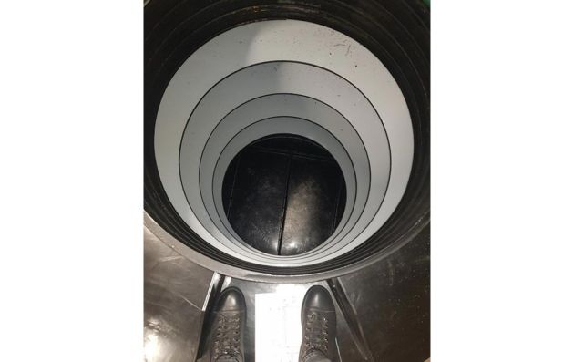 Пластиковый погреб (круглый, диаметр 1,5 метра)